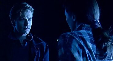 సోదరుడు తన తెలుగు సెక్స్ వీడియో తెలుగు తెలుగు సోదరి ఒక చాక్లెట్ బాక్స్ తెచ్చింది మరియు ఆమె ఫాలస్ ఇచ్చింది