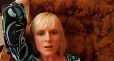 మసాజ్ సెషన్ ముందు సెక్స్ వీడియో తెలుగు తెలుగు వీడియో దీర్ఘ పబిక్ పొదలు తో గర్వంగా క్లయింట్