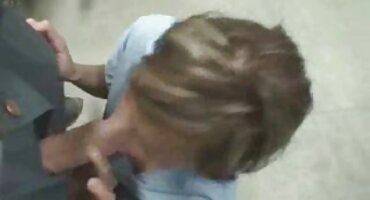 ఎరుపు బొచ్చు దివా శాంతముగా అవినీతి క్రోచ్ లో ఆమె వేళ్లు తెలుగు తెలుగు సెక్స్ కం వదిలి