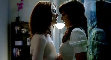 శక్తివంతమైన తెలుగు తెలుగు సెక్స్ కం గురువు బోనర్ లంగా లో ఒక అందమైన పాఠశాల అమ్మాయి యొక్క పూకు డ్రిల్లింగ్