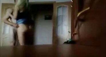 పొలంలో, పెద్ద పాలుతో ఒక మందపాటి నల్లటి జుట్టు గల స్త్రీని ఒక యువకుడికి తెలుగు సెక్స్ తెలుగు తెలుగు ఇవ్వబడుతుంది