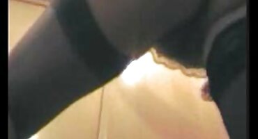 నగ్న నల్లటి జుట్టు గల స్త్రీని పీల్చే ప్రియుడు యొక్క తెలుగు తెలుగు సెక్స్ ఆత్మవిశ్వాసం మరియు ఆమె ముఖం మీద ఒక వీర్యం వచ్చింది