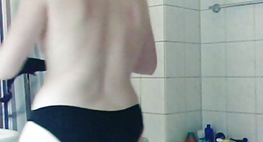 ఇంటి యజమానురాలు మేజోళ్ళు తో సంతృప్తి బానిస ఉపయోగించి తెలుగు తెలుగు వీడియో సెక్స్ ముధీరిన సెక్స్